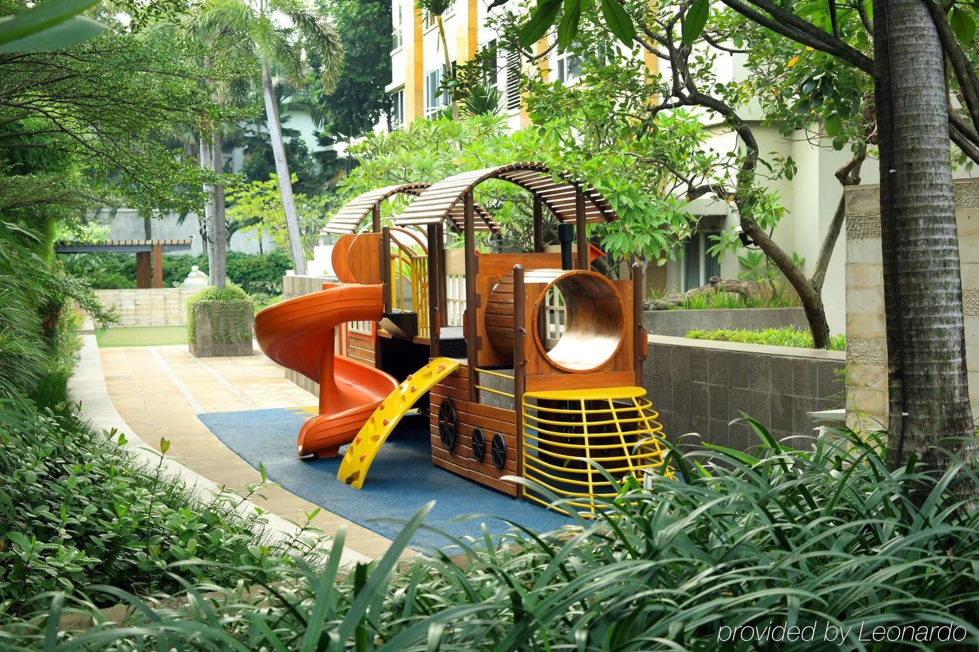 Somerset Berlian Jakarta Exteriör bild